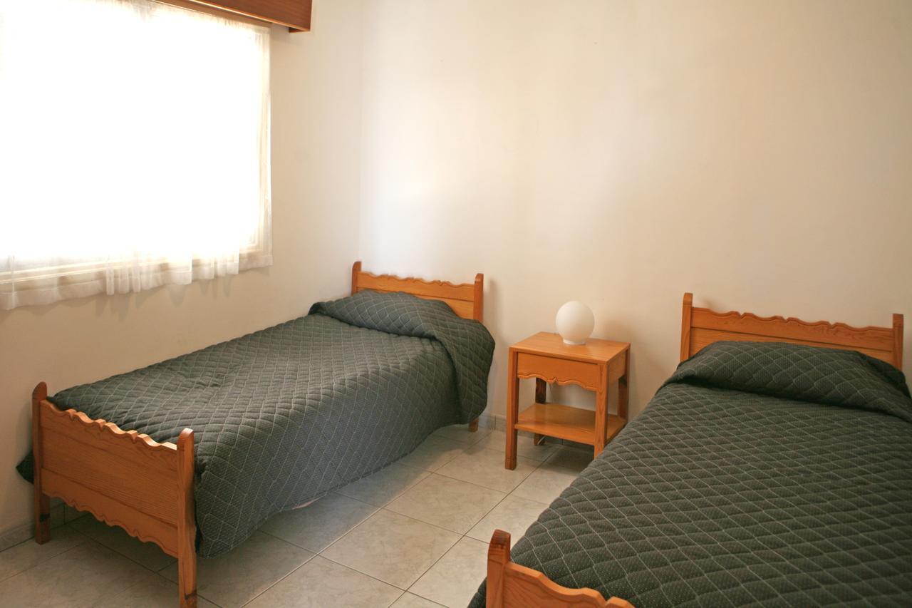Ambelones Apartments Pissouri Dış mekan fotoğraf