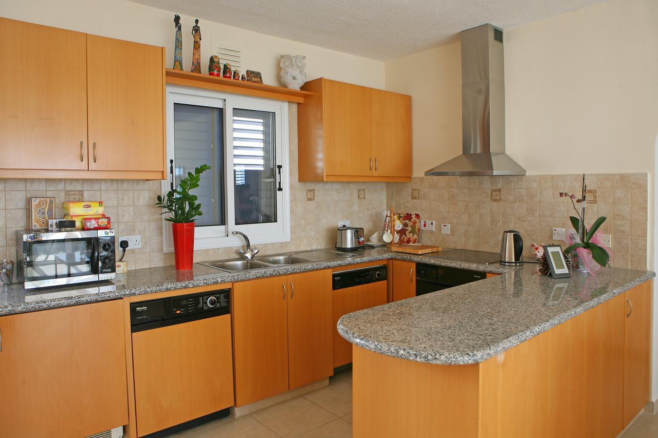 Ambelones Apartments Pissouri Dış mekan fotoğraf